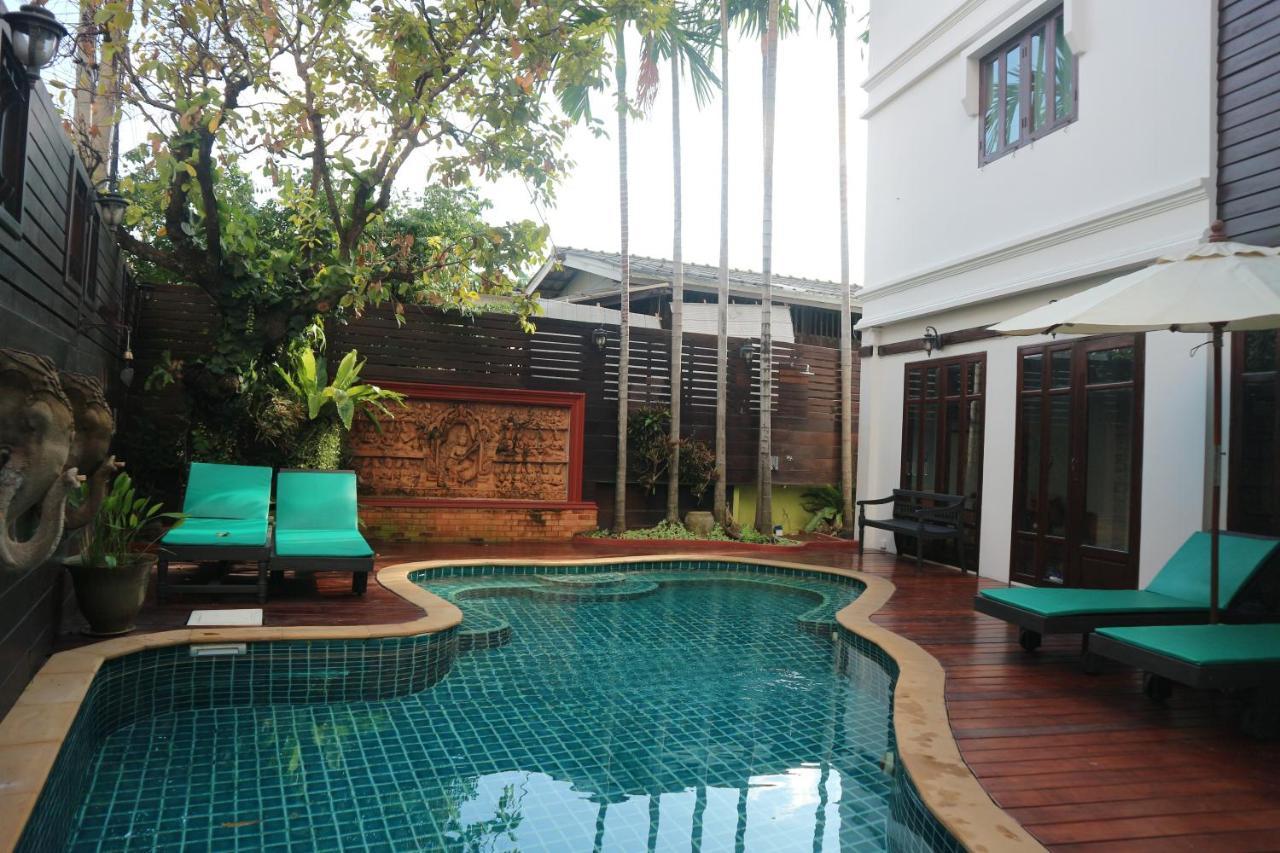 Rich Lanna House Hotell Chiang Mai Exteriör bild