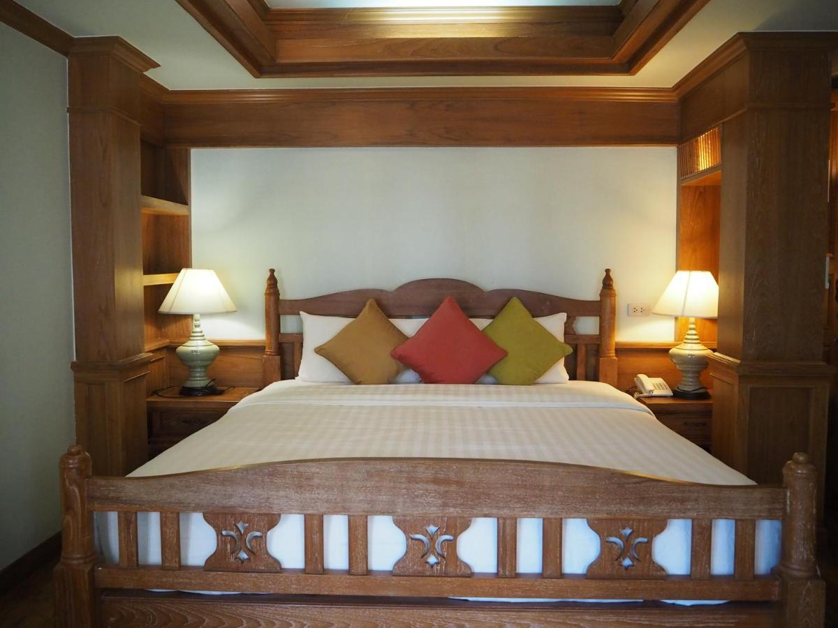 Rich Lanna House Hotell Chiang Mai Exteriör bild