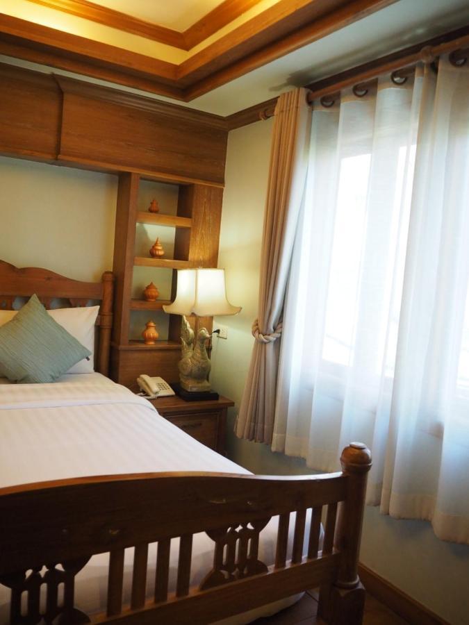 Rich Lanna House Hotell Chiang Mai Exteriör bild