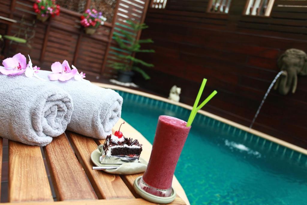 Rich Lanna House Hotell Chiang Mai Exteriör bild