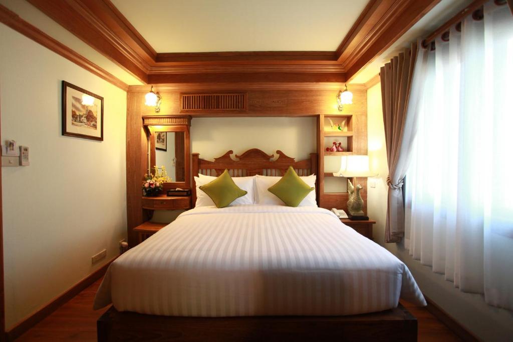 Rich Lanna House Hotell Chiang Mai Rum bild