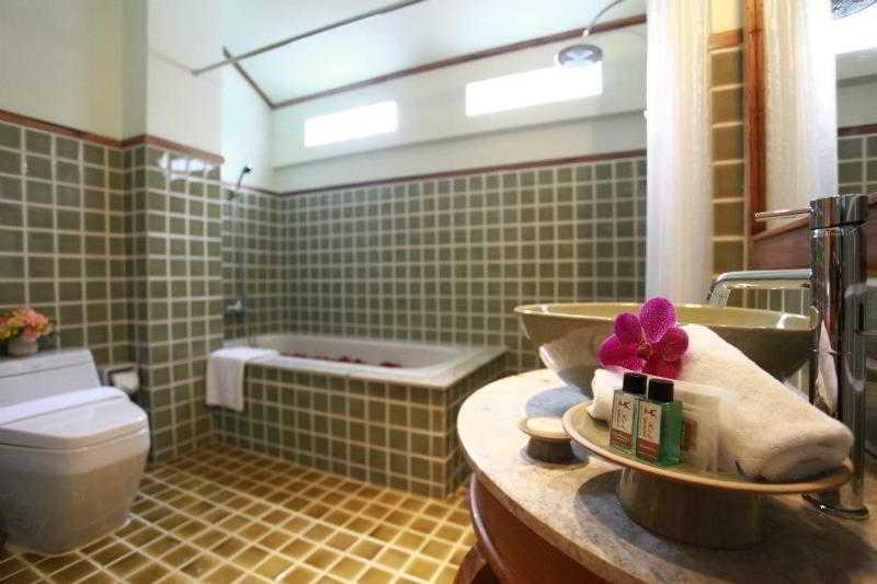 Rich Lanna House Hotell Chiang Mai Exteriör bild