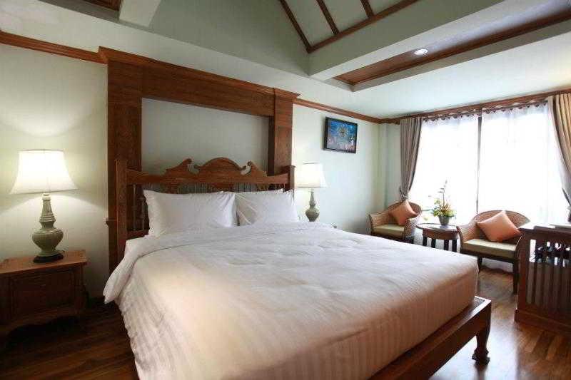 Rich Lanna House Hotell Chiang Mai Exteriör bild