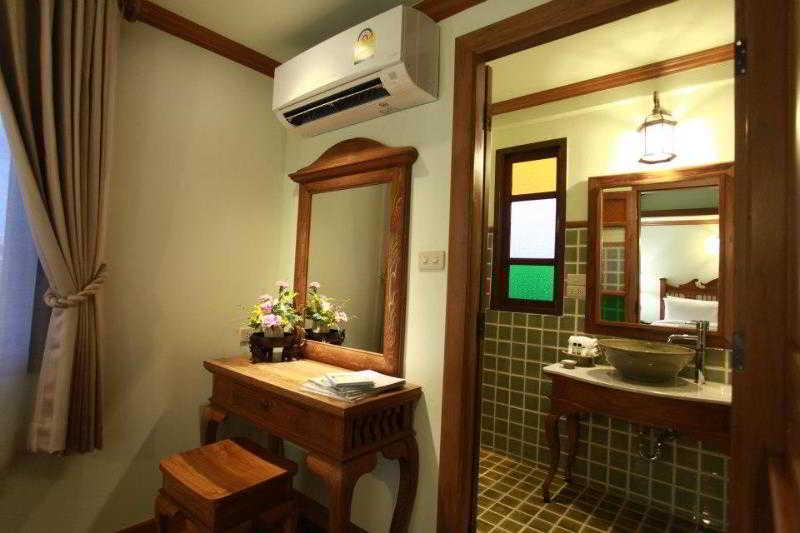 Rich Lanna House Hotell Chiang Mai Exteriör bild