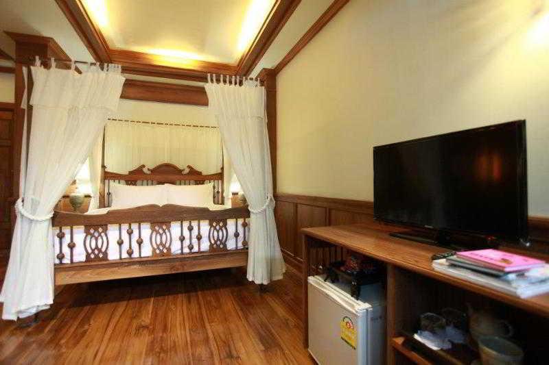 Rich Lanna House Hotell Chiang Mai Exteriör bild