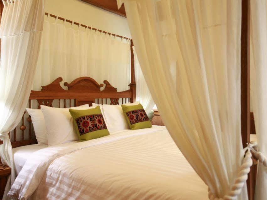 Rich Lanna House Hotell Chiang Mai Exteriör bild